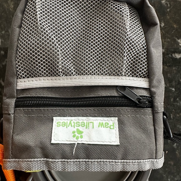 Puppy Training Pouch with fold up water bowls. - Picture 4 of 9